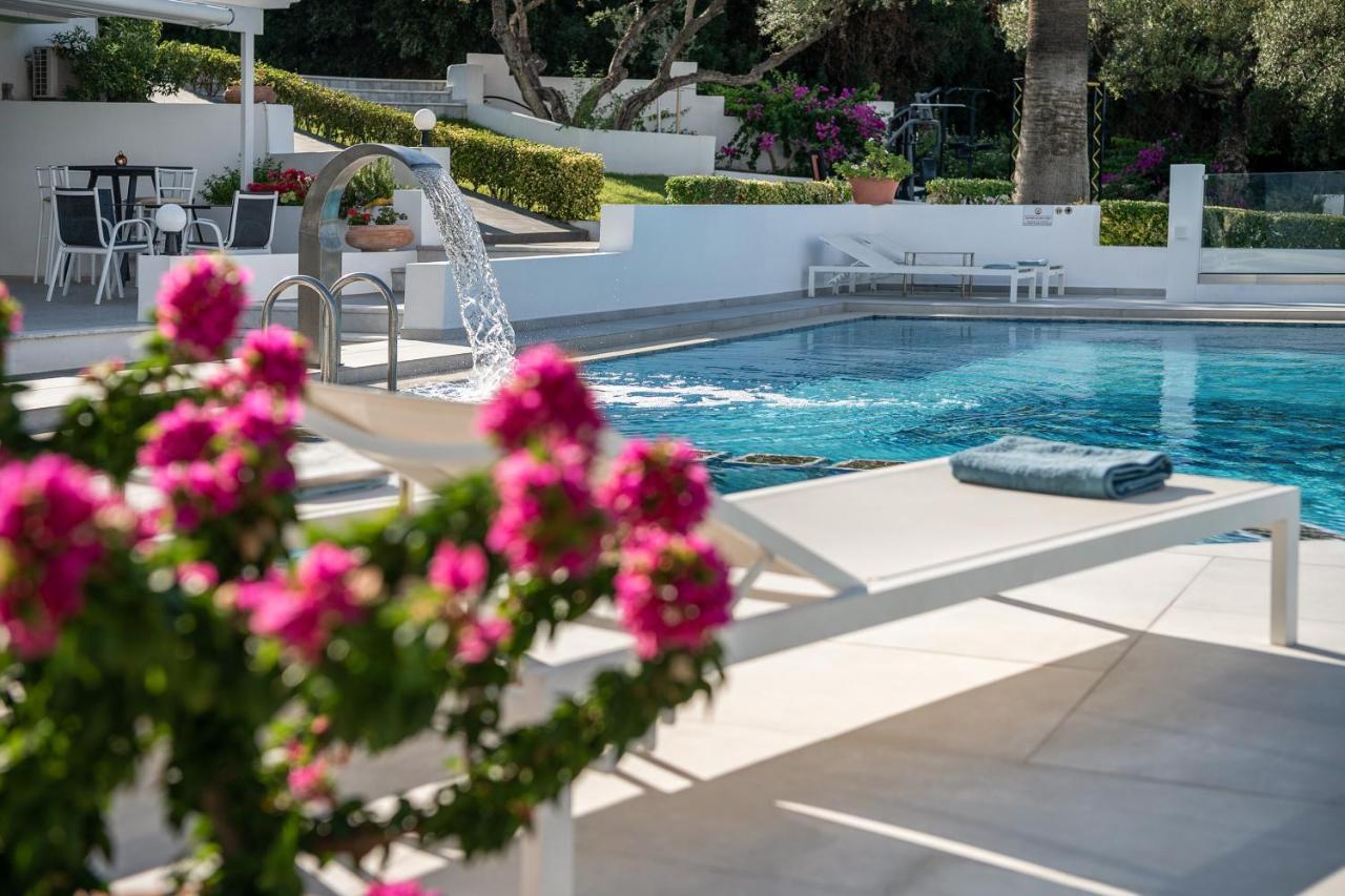 Life * Agia Marina